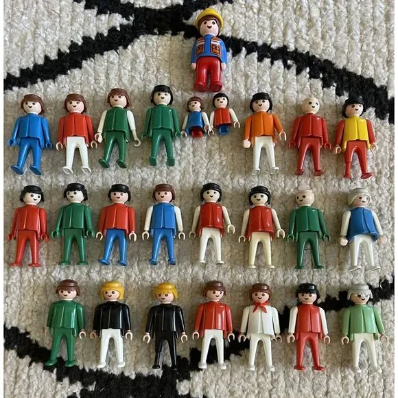 74 .lot de 59 personnages Playmobil Geobra 1974 vintage plus